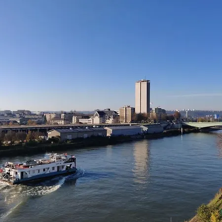 Perle De La Seine Superbe F3 Vue Seine Et Cathedrale Руан