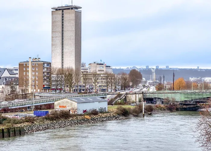 Perle De La Seine Superbe F3 Vue Seine Et Cathedrale Διαμέρισμα *